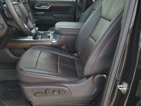 Used 2024 Chevrolet Silverado 1500 High Country w/ Midnight Edition image 6