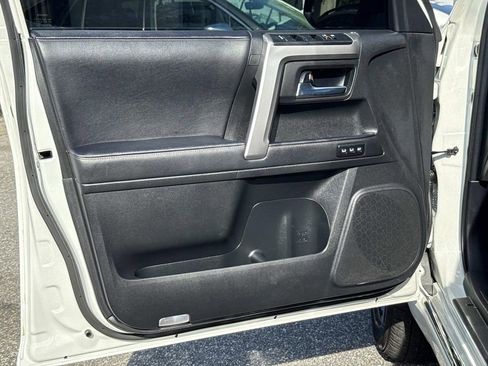 Used 2023 Toyota 4Runner Limited image 21