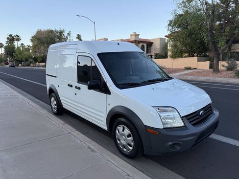 Used 2011 Ford Transit Connect XL FWD image 4