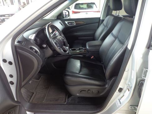Used 2015 Nissan Pathfinder SL w/ SL Premium Package image 14