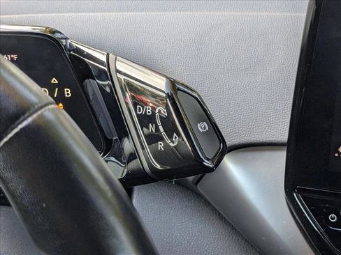 Used 2022 Volkswagen ID.4 Pro image 11