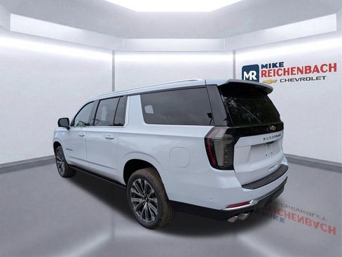 New 2026 Chevrolet Suburban High Country AWD/4WD image 7
