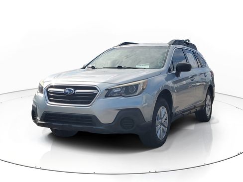 Used 2019 Subaru Outback 2.5i image 3