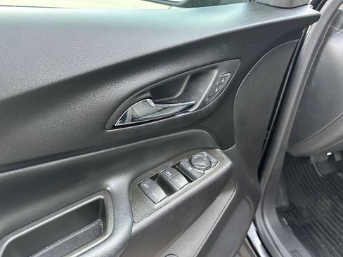 Used 2024 Chevrolet Equinox LT AWD/4WD image 16