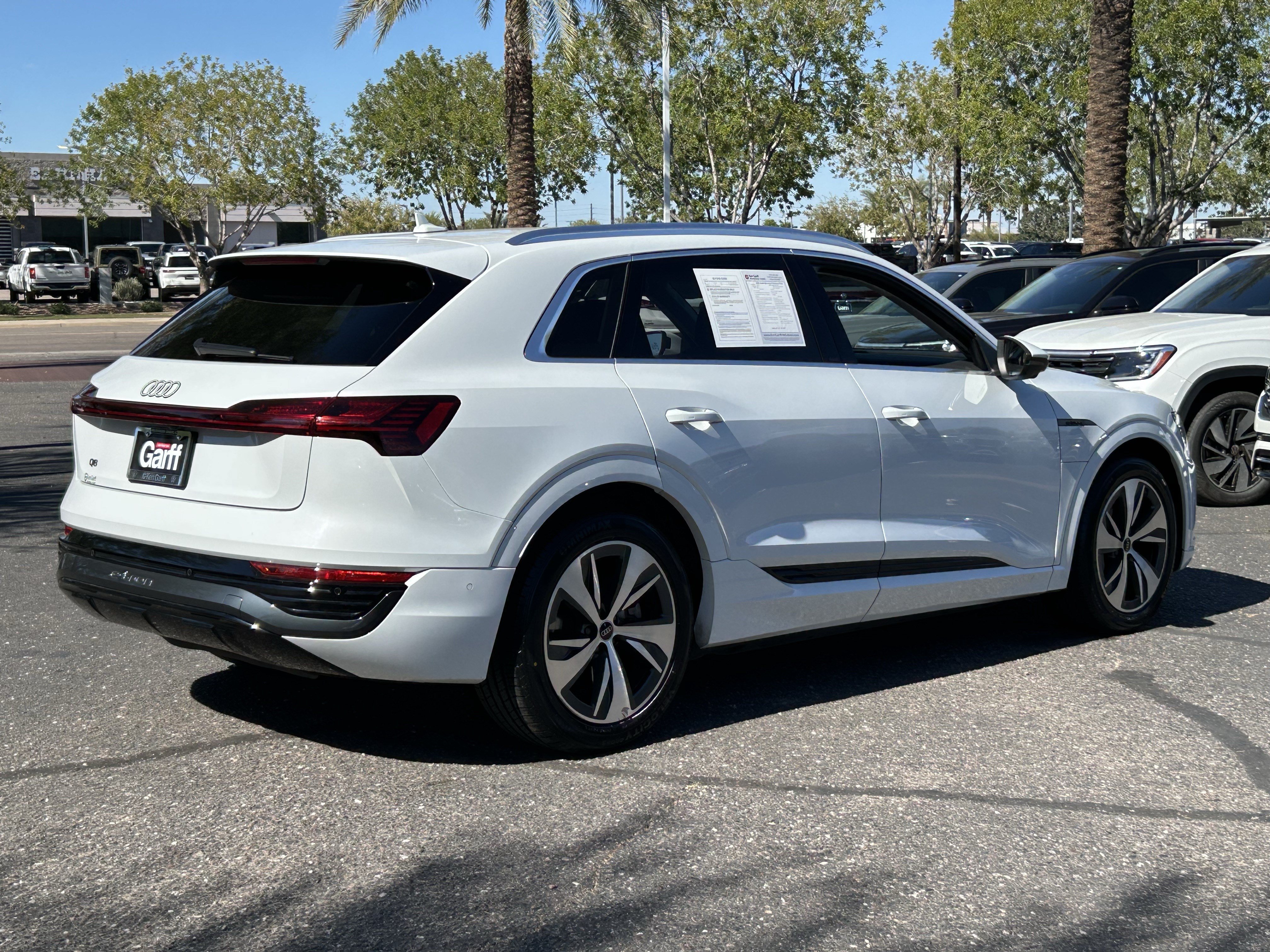 Used 2024 Audi Q8 e-tron Premium Plus w/ Premium Plus Package AWD/4WD image 4