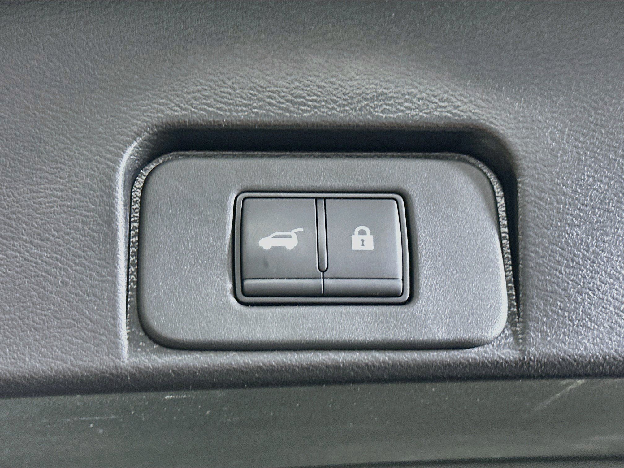 Used 2023 Nissan Rogue SL w/ SL Premium Package FWD image 29