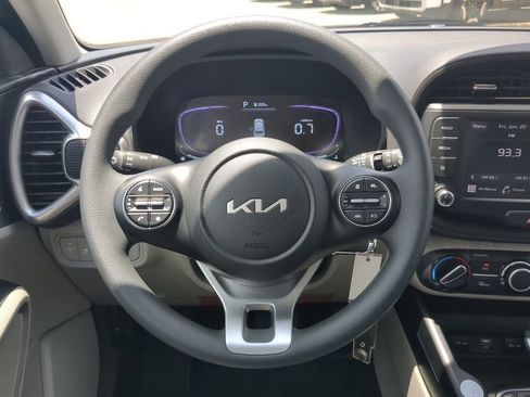 New 2025 Kia Soul LX image 14