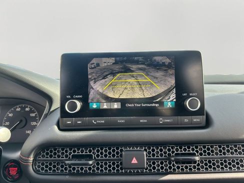 Used 2025 Honda HR-V Sport image 15