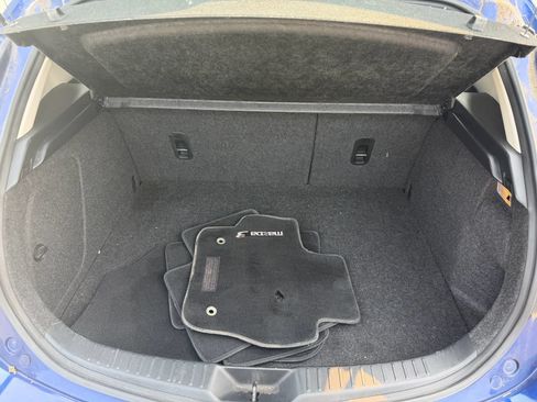 Used 2013 MAZDA MAZDA3 i Touring FWD image 7
