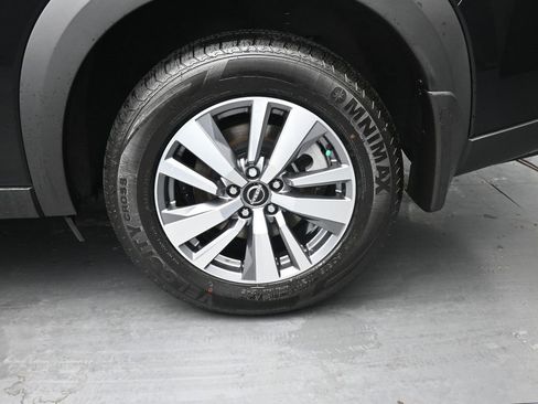 Used 2023 Nissan Pathfinder SL image 11