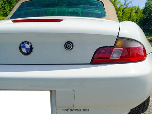 Used 2000 BMW Z3 2.5i image 64