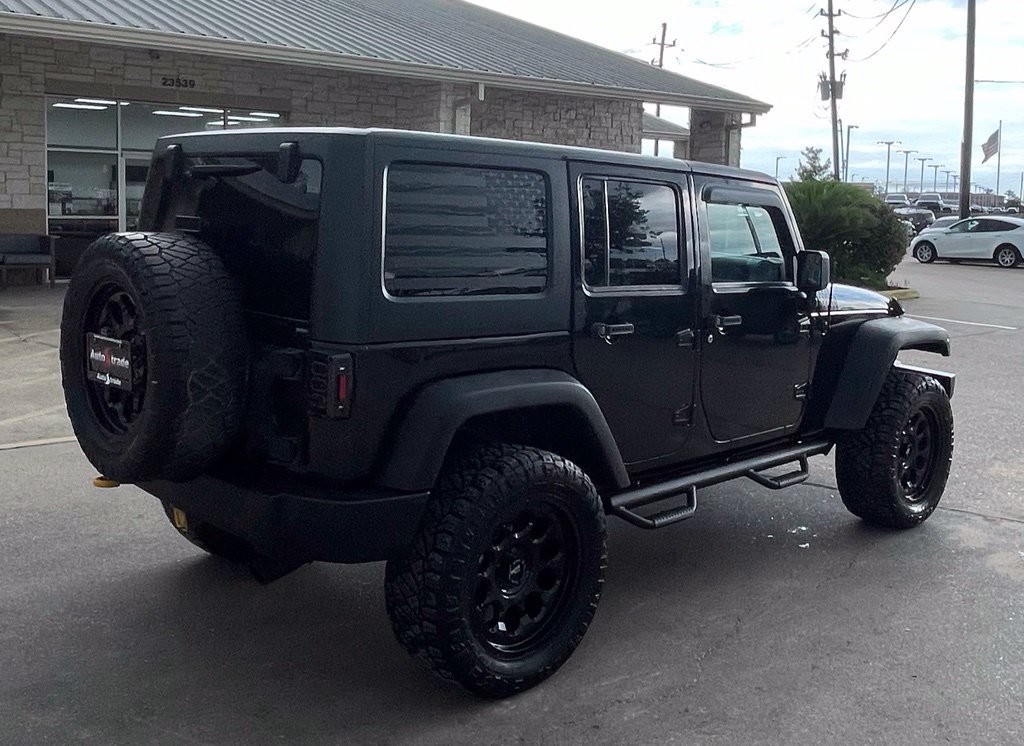 Used 2018 Jeep Wrangler Unlimited Sport S AWD/4WD image 4