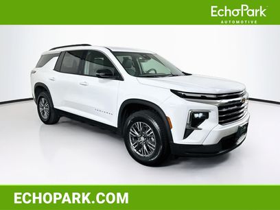 Used 2026 Chevrolet Traverse LT