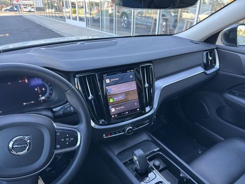 Certified 2024 Volvo S60 B5 Core image 25