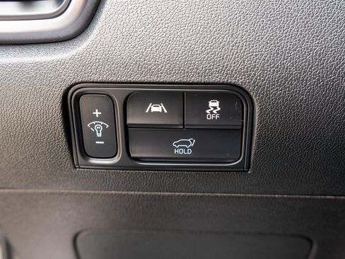 Certified 2023 Kia Sorento EX image 18