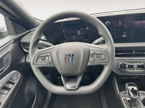 New 2026 Buick Envista Preferred image 12