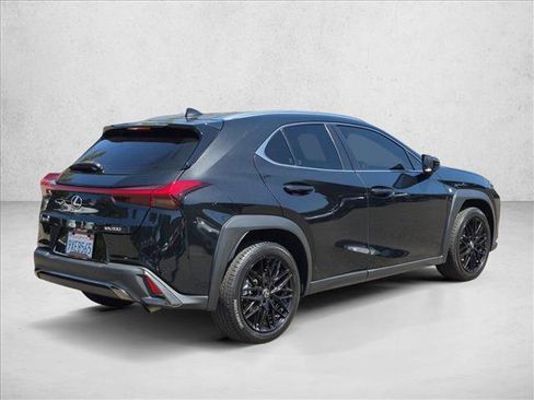 Used 2021 Lexus UX 200 F Sport w/ Accessory Package (Z1) FWD image 5