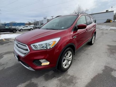Used 2018 Ford Escape SEL image 5