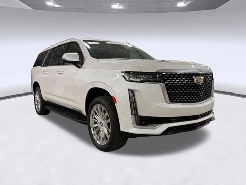 Used 2024 Cadillac Escalade ESV Premium Luxury AWD/4WD image 7
