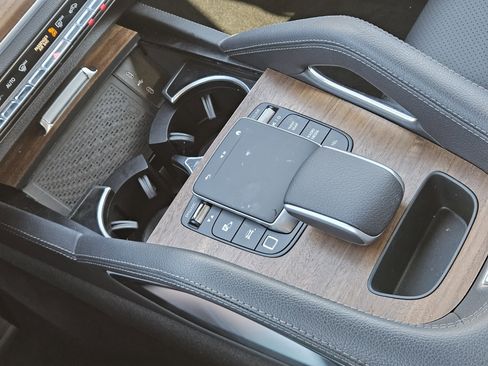 Certified 2025 Mercedes-Benz GLE 350 4MATIC image 21