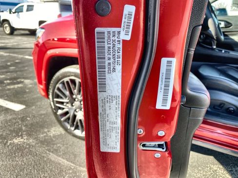 Used 2023 Jeep Compass Limited image 25