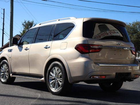 Used 2018 INFINITI QX80 2WD w/ Driver Assistance Package image 3