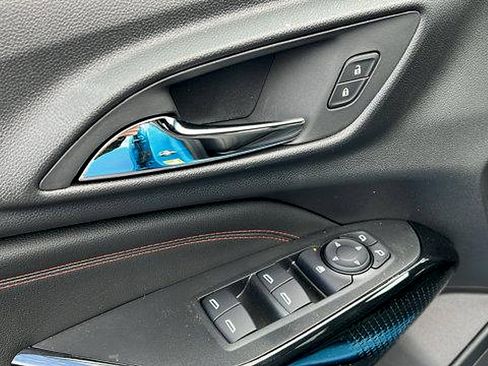 New 2025 Chevrolet Trax RS w/ Driver Confidence Package image 16