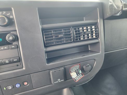 New 2025 Chevrolet Express 2500 w/ Driver Convenience Package image 42