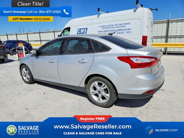 Used 2014 Ford Focus SE FWD image 3