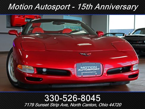 Used 2004 Chevrolet Corvette Convertible w/ Preferred Equipment Group RWD image 53