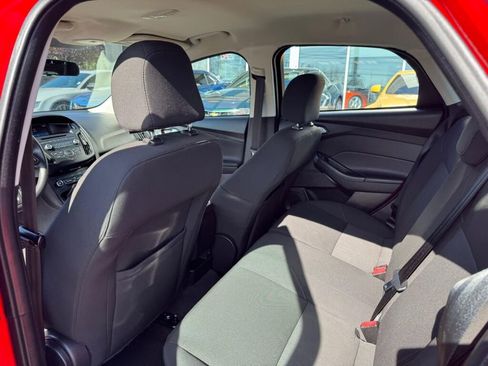 Used 2015 Ford Focus SE image 19