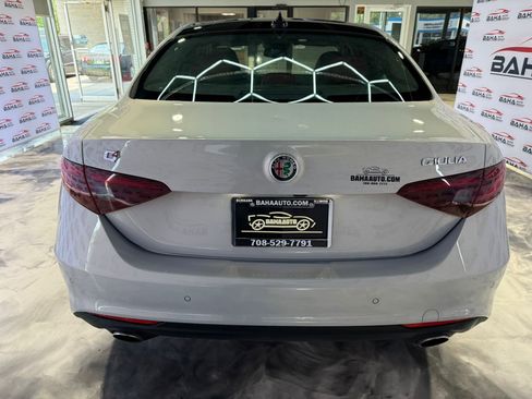 Used 2021 Alfa Romeo Giulia Sprint w/ Sun & Sound Package image 9