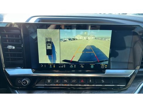 Certified 2025 Chevrolet Silverado 3500 LTZ w/ LTZ Premium Package image 18