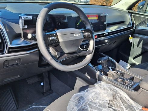New 2026 Kia Sorento S w/ S Panoramic Sunroof Package FWD image 7