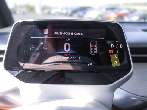 New 2025 Volkswagen ID. Buzz Pro S Plus image 24