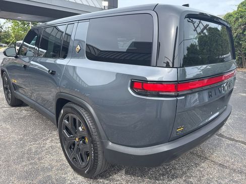Used 2026 Rivian R1S Premium AWD/4WD image 4