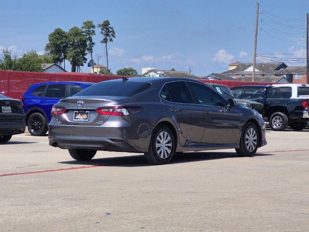 Used 2023 Toyota Camry LE FWD image 6