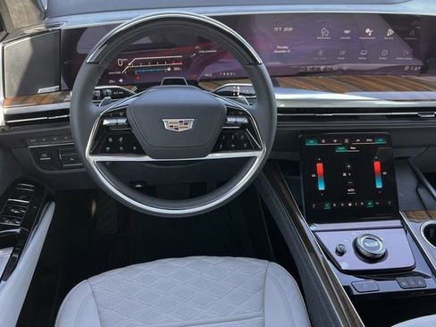 New 2026 Cadillac Escalade Platinum Luxury image 11