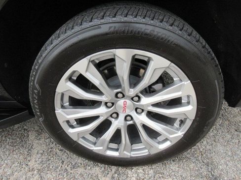 Used 2023 GMC Yukon XL Denali w/ LPO, Floor Liner Package AWD/4WD image 11