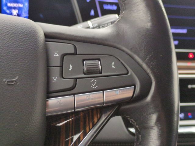 Certified 2023 Cadillac Escalade ESV Premium Luxury AWD/4WD image 11