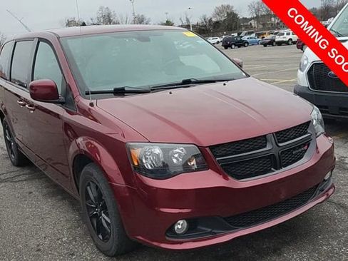 Used 2019 Dodge Grand Caravan SXT w/ Driver Convenience Group image 1