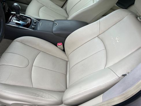 Used 2013 INFINITI G37 x Sedan w/ Premium Pkg AWD/4WD image 19