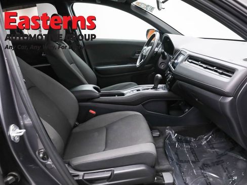 Used 2022 Honda HR-V Sport image 22