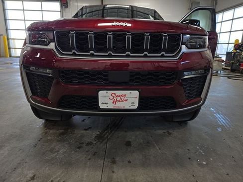 New 2026 Jeep Grand Cherokee L Limited AWD/4WD image 15