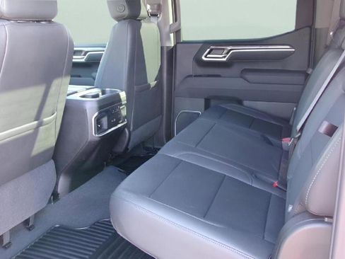 Used 2025 Chevrolet Silverado 1500 LTZ w/ Z71 Off-Road Package AWD/4WD image 9