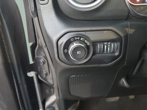 Certified 2021 Jeep Wrangler Unlimited Rubicon image 31