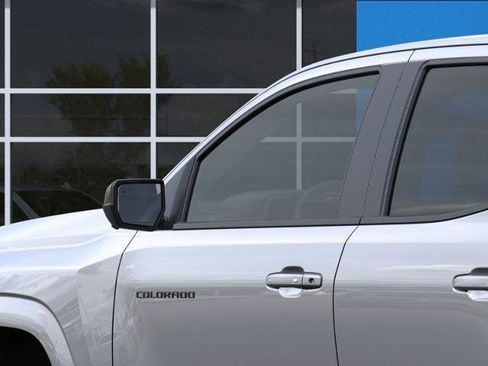 New 2025 Chevrolet Colorado Z71 w/ Midnight Edition image 12