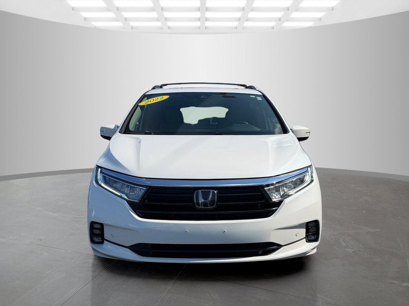 Used 2022 Honda Odyssey Elite image 2