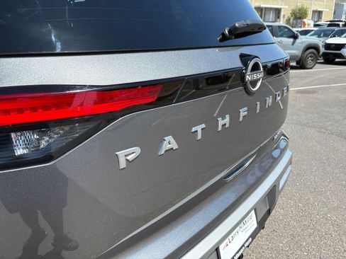 Used 2022 Nissan Pathfinder Platinum w/ Cargo Package FWD image 22