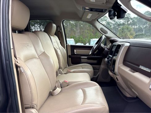 Used 2016 RAM 1500 Laramie w/ Convenience Group image 9